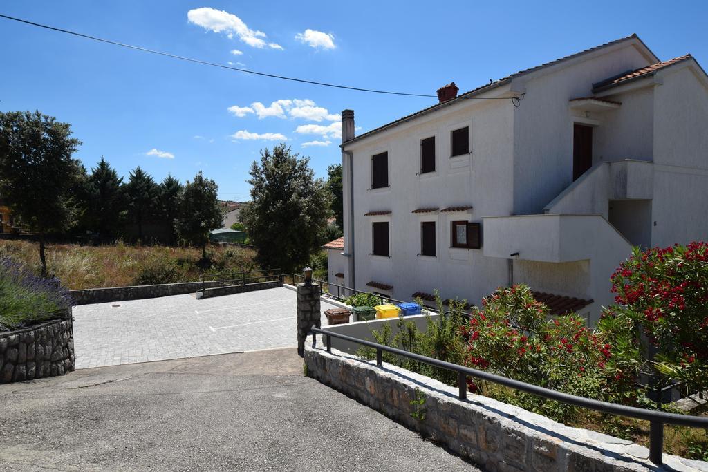 Apartments Drago Malinska Εξωτερικό φωτογραφία