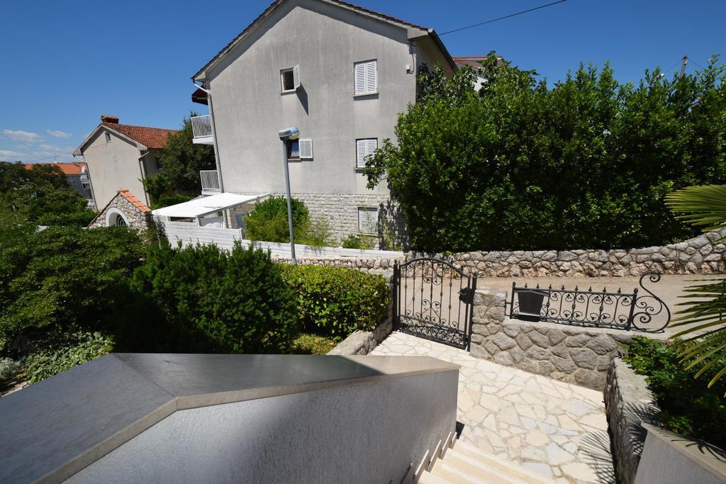 Apartments Drago Malinska Εξωτερικό φωτογραφία